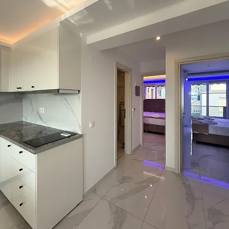 Ifestos By Sdr شقة