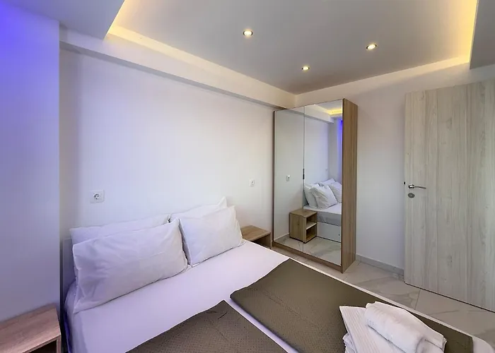 Ifestos By Sdr * Paralía